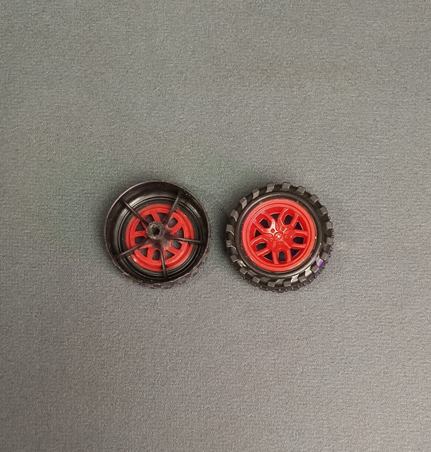 30x11mm Diy Plastic Wheels For 2mm Shaft Rc Toys Motor (Pack of 4)